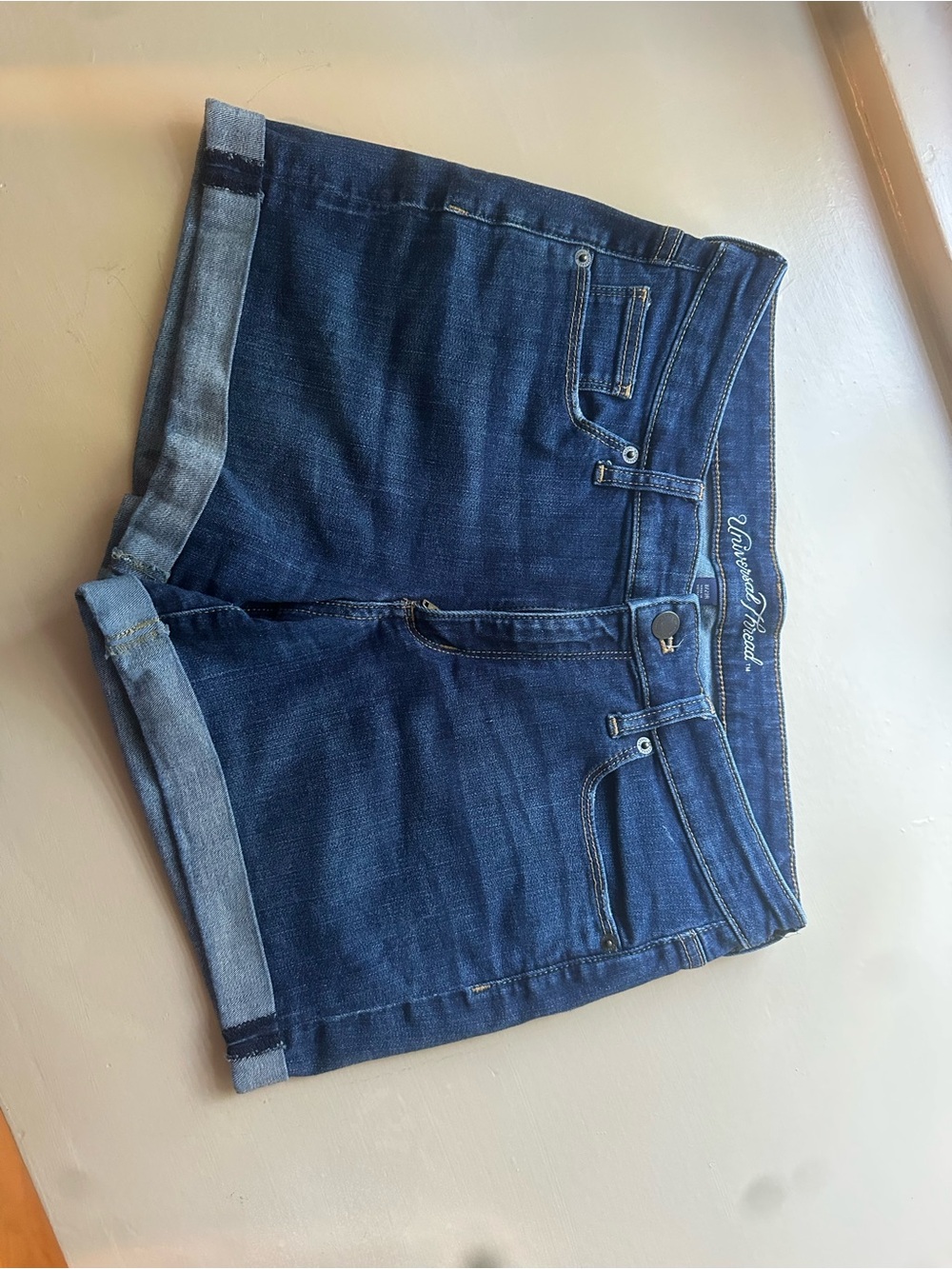 Universal Thread Dark Blue Denim Cuffed Women’s Shorts